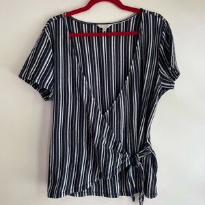 Lucky Brand Striped Navy and White Wrap Shirt Size L